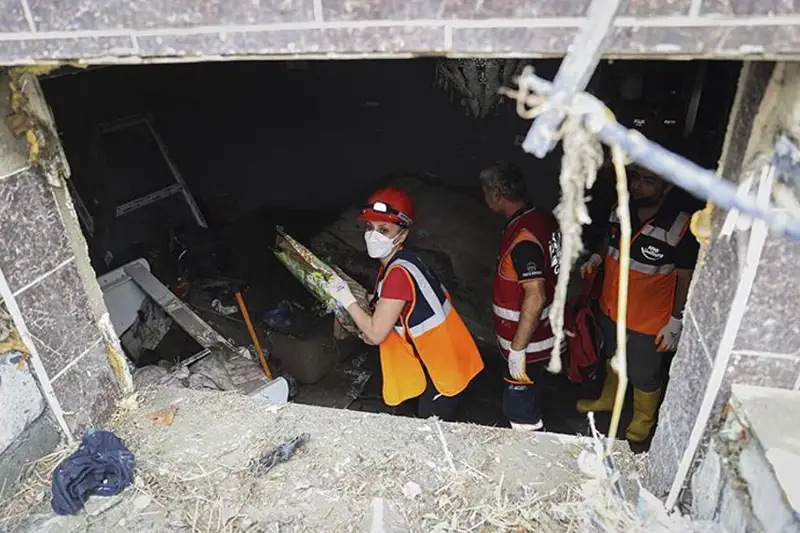 Наводнение в Стамбуле затопило более сотни жилых домов