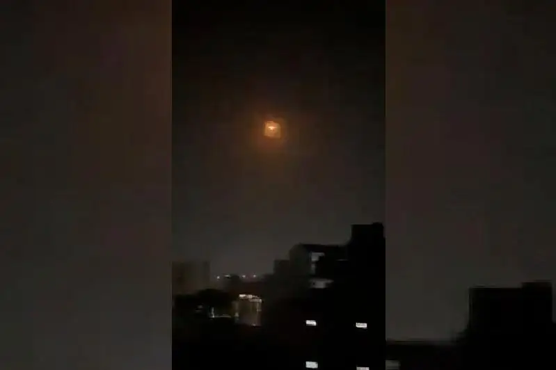 Самолёт Катманду аэропортида ҳавога кўтарилиш вақтида ёниб кетди: сабаби маълум қилинди