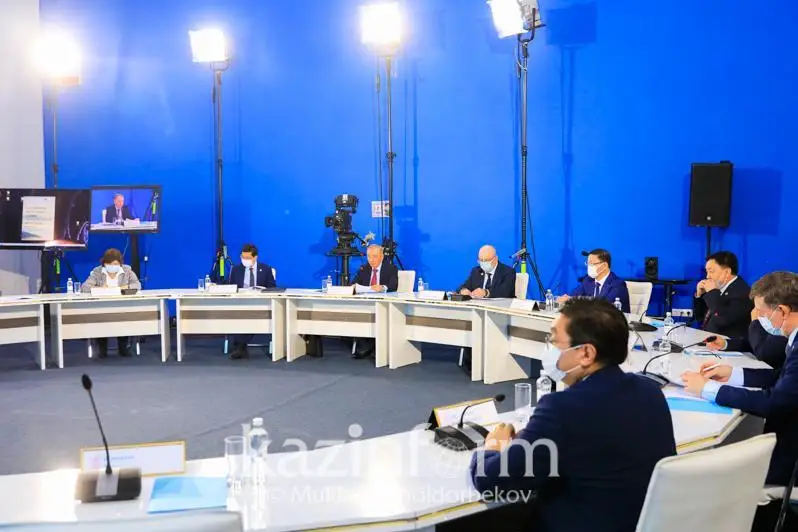 2022 йилдан Қозоғистонда 10 йилдан ортиқ ишлаган мактаб директорлари алмаштирилади