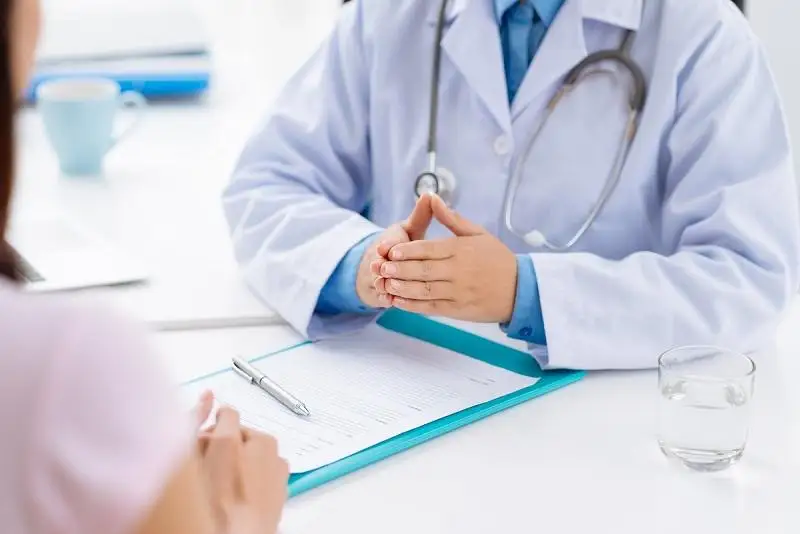 Скончавшийся во время тестирования учитель состоял на учете по болезни