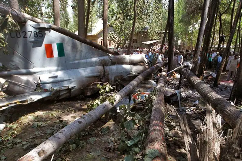 Ҳиндистонда МиГ-21 қирувчи самолёти ҳалокатга учради