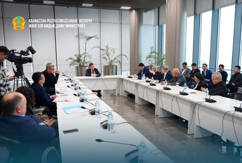 وتاندىق سەريالداردىڭ ساپاسى مەن تىلدىك ەرەكشەلىگىنە نازار اۋدارىلۋى كەرەك - جازۋشىلار پىكىرى