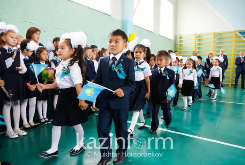 Исполнение гимна на линейках может стать правилом для всех школ Казахстана