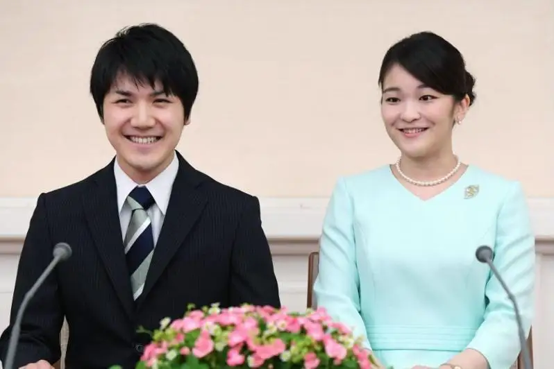 Япон маликаси тўй арафасида миллион долларлик  «маҳр» дан бош тортди