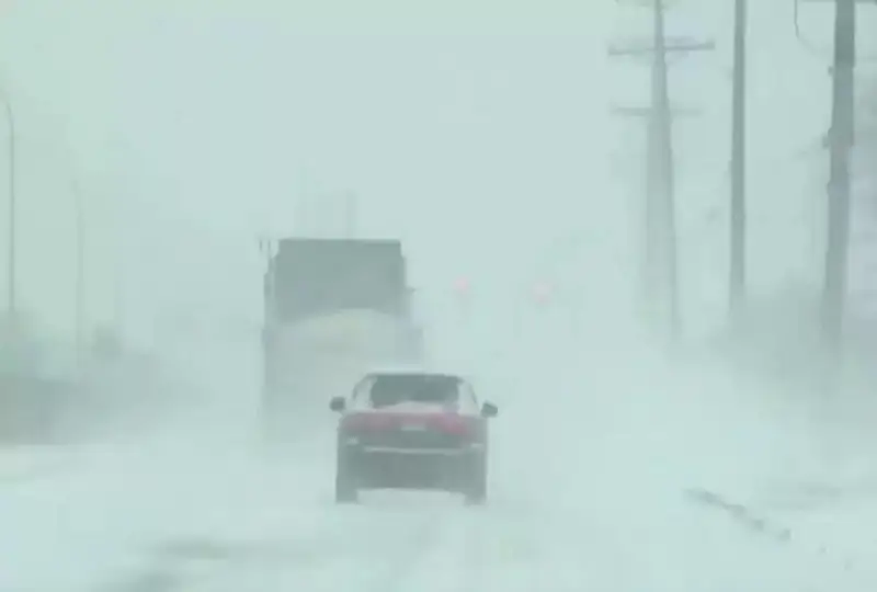 АҚШда торнадо туфайли 11 миллион одам хавф остида қолди