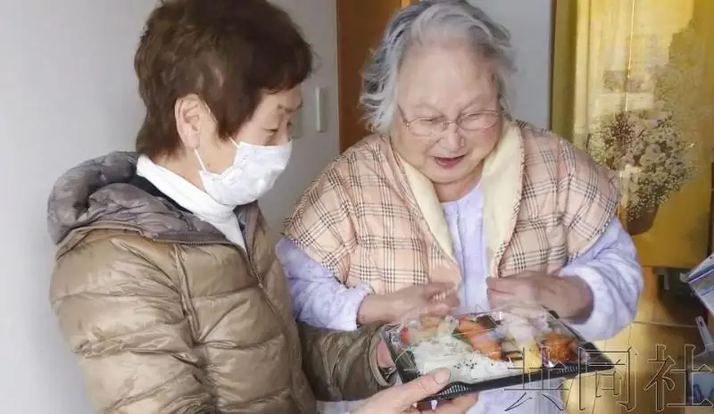 日本男女健康寿命均有所延长