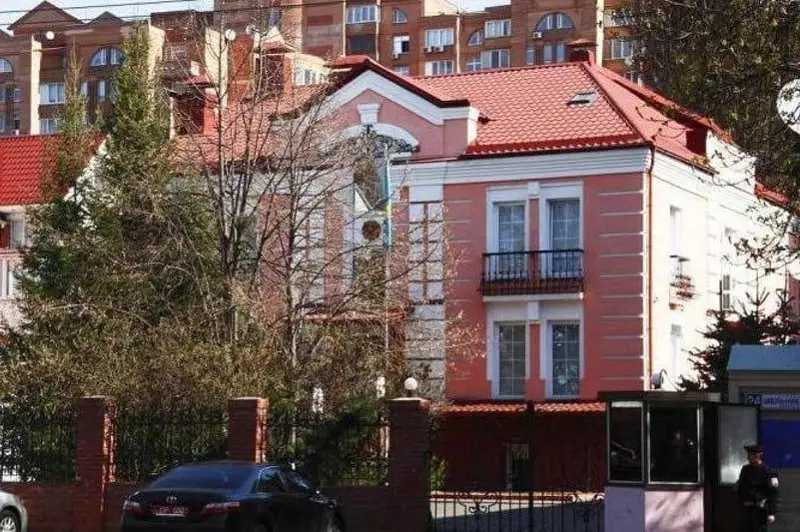 Элчихона: Одессадаги қозоғистонликлар юртга Молдова орқали қайтишлари мумкин