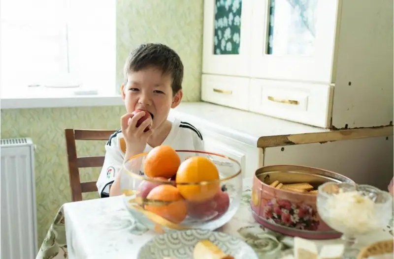 دۇرىس تاماقتانۋ دا - الەۋمەتتىك جاۋاپكەرشىلىك