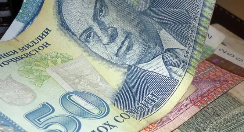 Тожикистонда янгиланган банкноталар муомалага киритилади