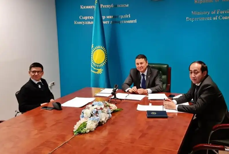 قازاقستان تاعى ءبىر مەملەكەتپەن ۆيزاسىز رەجيم ورناتۋدا