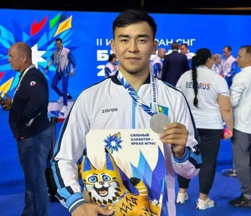 Абилмансур Батирғали МДҲ ўйинларининг кумуш медали соҳибига айланди