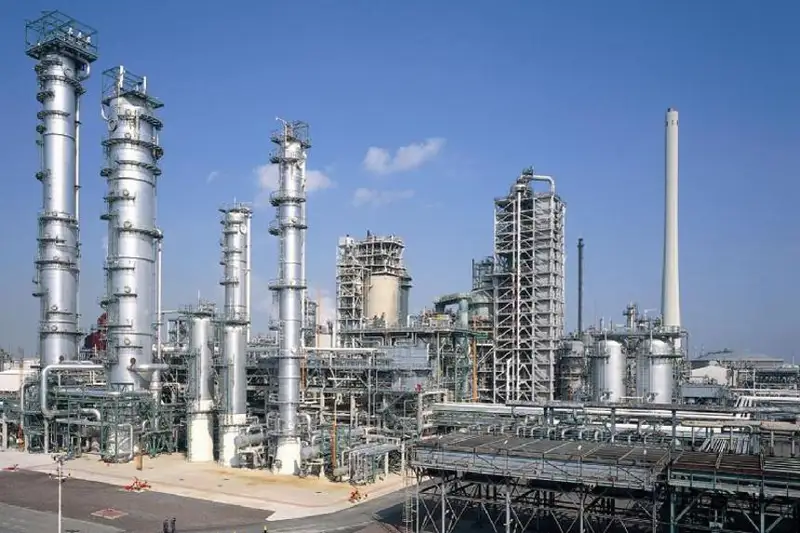 Фейк об облаке газа над Атырауским НПЗ опровергли на предприятии