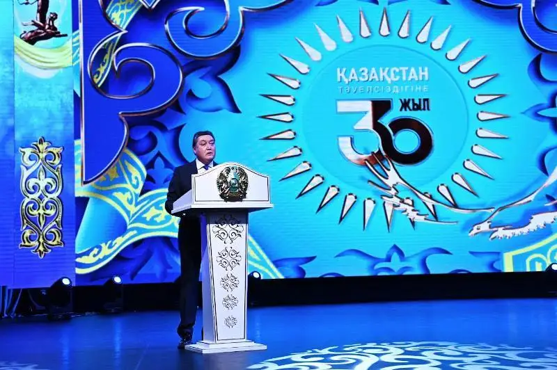 ҚР Бош вазири Қостанайда қишлоқ хўжалиги техникасини қайта ишлаш мажмуасининг очилиш маросимида иштирок этди