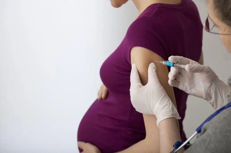 Шығыс Қазақстанда 3425 жүкті әйел Pfizer вакцинасын салдырды