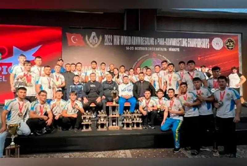 Қозоғистон армрестлинг бўйича жаҳон чемпионатида биринчи ўринни эгаллади