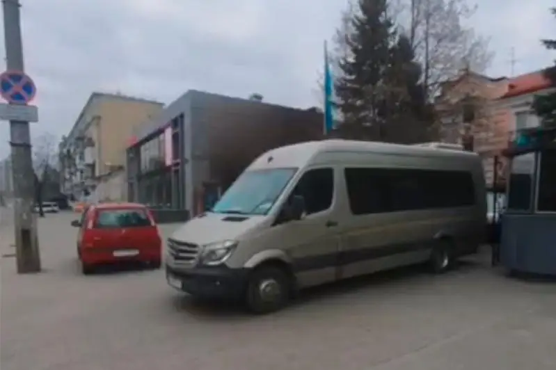 Еще 31 гражданин Казахстана продолжают путь до польского Катовице
