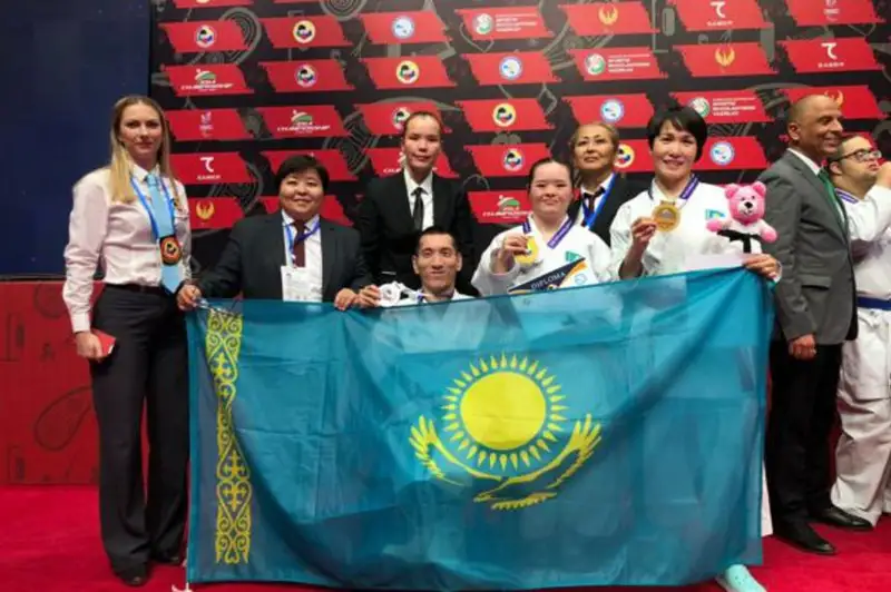 Икки қозоғистонлик спортчи паракаратэ бўйича Осиё чемпионати ғолибига айланди