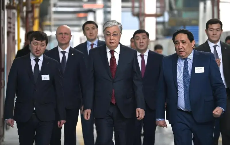 国家元首参访西哈机械制造公司