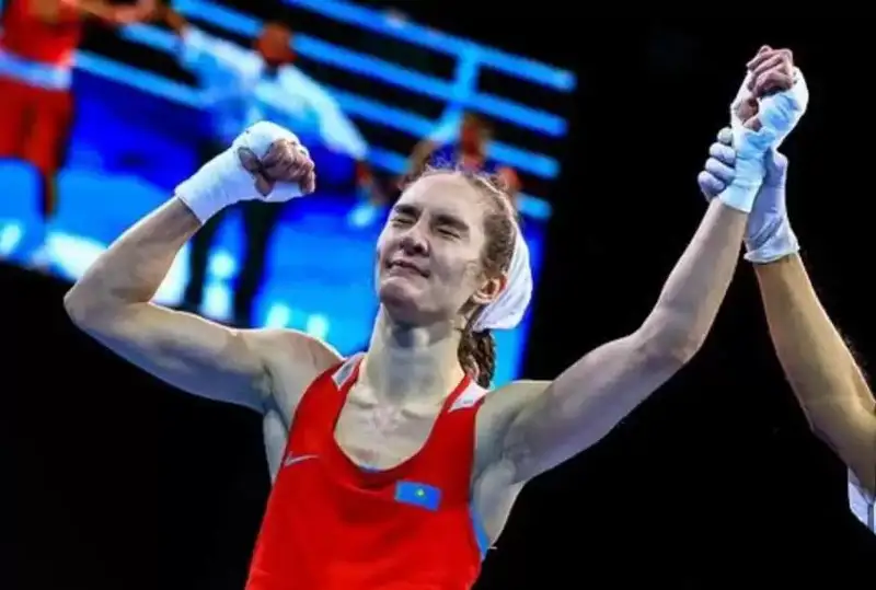 Бокс бўйича ЖЧ: Қозоғистонлик Карина Ибрагимова рақибини мағлуб этди