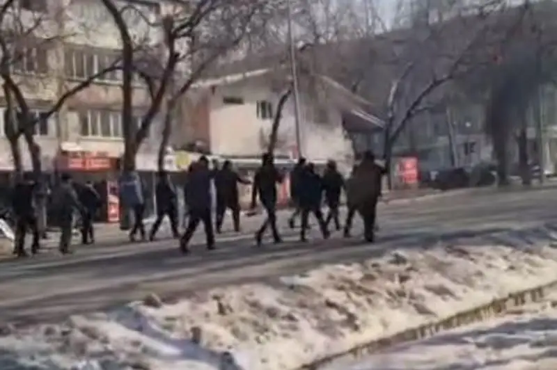 الماتى اكىمدىگى تۇرعىنداردىڭ ۇرەيىن ۇشىرعان كورىنىسكە قاتىستى جاعدايدى ءتۇسىندىردى