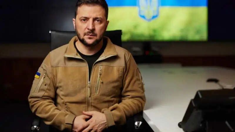 زەلەنسكي قانداي جاعدايدا پۋتينمەن كەلىسىمگە كەلەتىنىن ايتتى