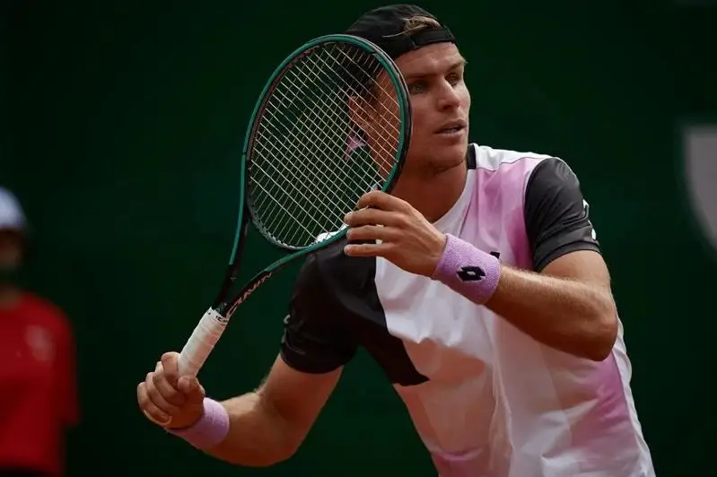 Теннисист Дмитрий Попко завершил выступления на турнире в Праге