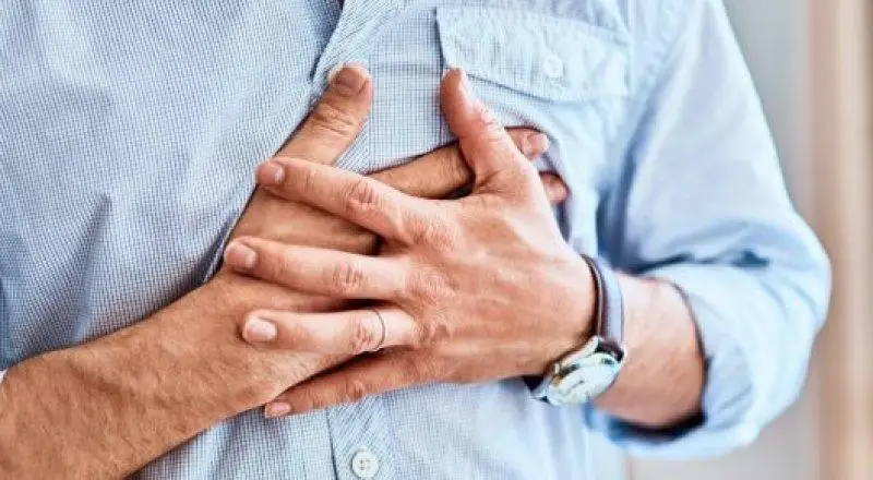 دارىگەر جۇرەك اۋرۋىنا سەبەپ بولاتىن 7 ادەتتى اتادى