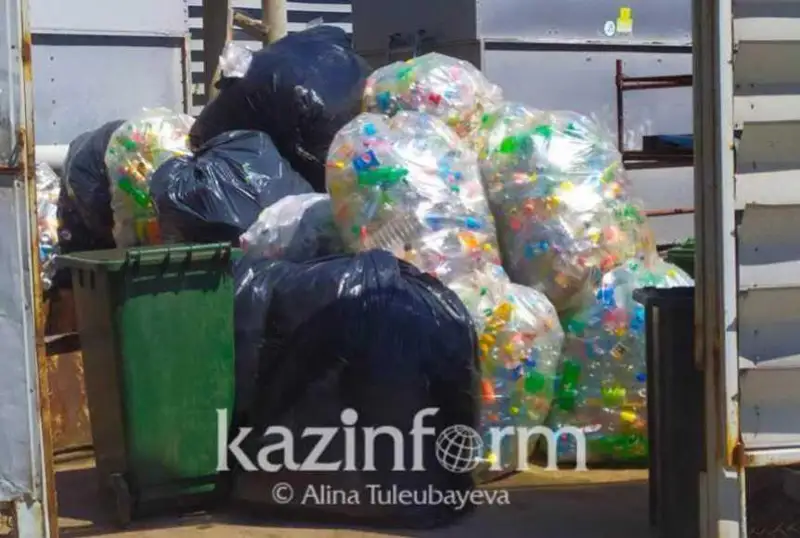 Таразда пластик чиқиндилар қайта ишланмоқда