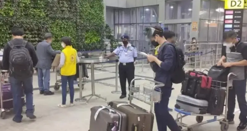 韩国开始从印度撤侨 首批回国人员中发现确诊病例