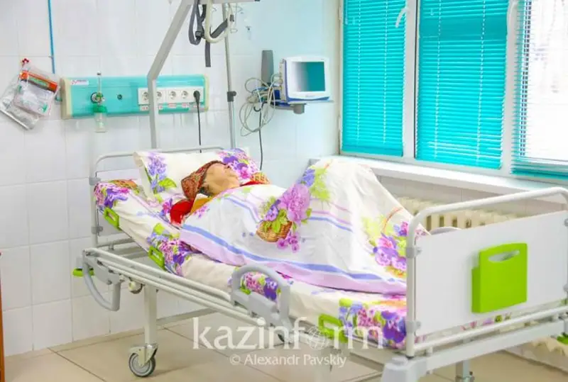 Лечение от коронавируса продолжают получать 153 казахстанца