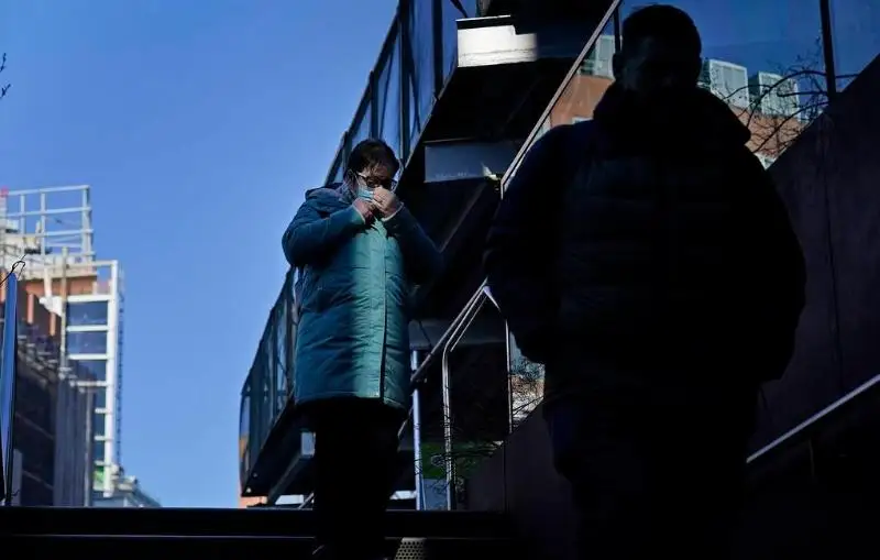 В мире впервые с ноября снизилась заболеваемость коронавирусом