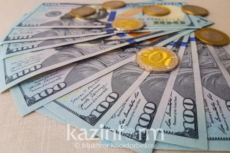 Қозоғистонда долларнинг 8 сентябрдаги расмий курси маълум бўлди