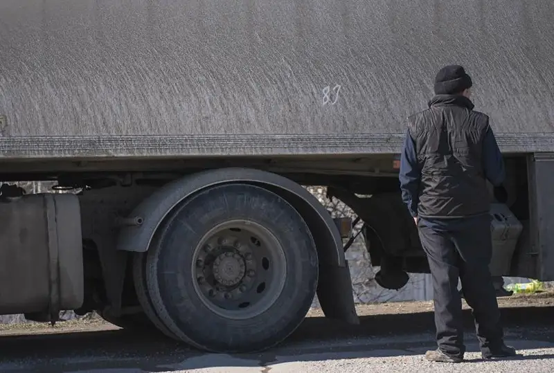 Транспорт контрабандистов будут изымать в Кыргызстане