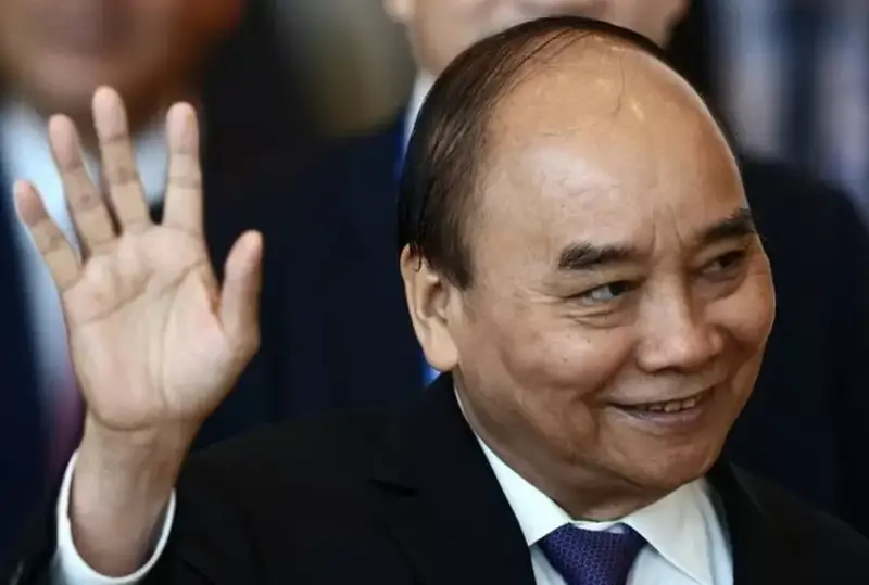 Вьетнам президенти Нгуен Суан Фук истеъфога чиқди