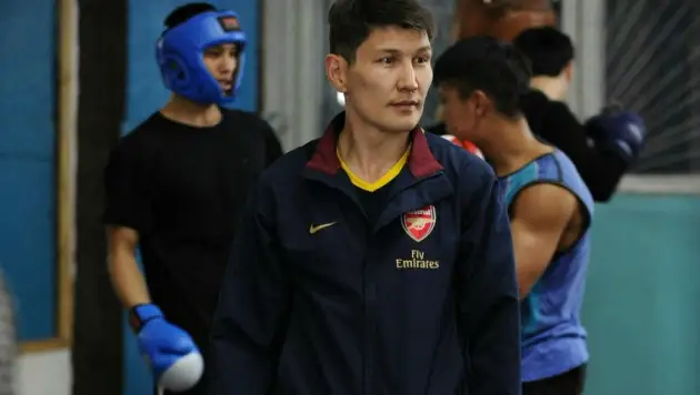 Мэнни Пакьяоны нокдаунқа жіберген қазақстандық боксшы кәсіпқой рингке оралуы мүмкін