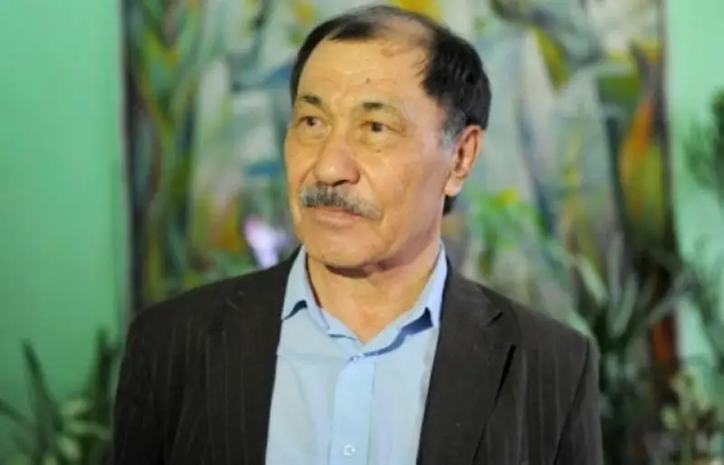 بەكسۇلتان نۇرجەكە. ايرىقشا جەكپە-جەك