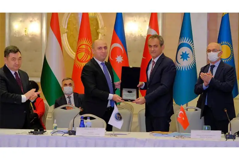 Туркий академияси Илмий кенгашига  раислик Озарбайжондан Туркияга ўтди