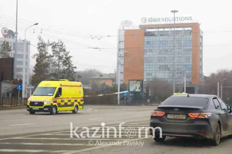 Семь медработников и 46 машин скорой помощи пострадали во время январских событий