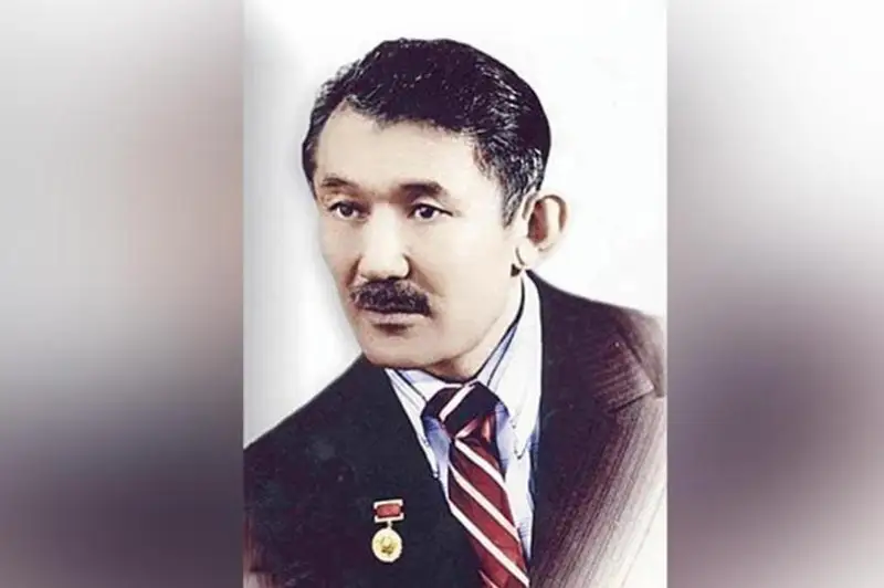 ءشامشى قالداياقوۆقا «قازاقستاننىڭ ەڭبەك ەرى» اتاعى بەرىلدى