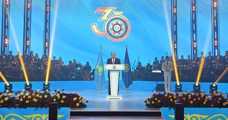 Президент Ұлттық қауіпсіздік комитетінің 30 жылдығына арналған салтанатты жиынға қатысты