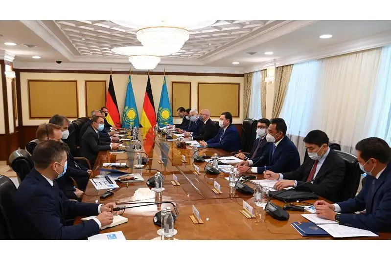 ҚР Бош вазири  Германиянинг қатор компаниялари раҳбарлари билан учрашди