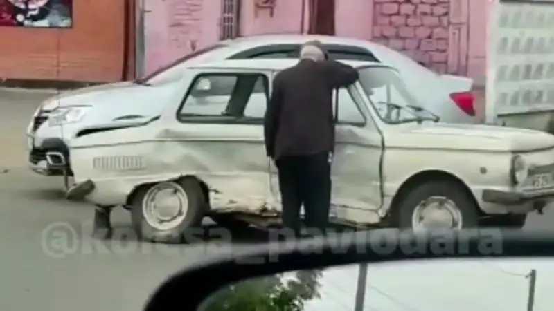 ءۇش ساعاتتا 2 ميلليون تەڭگە: قازاقستاندىقتار كوپتىڭ جۇرەگىن ەلجىرەتكەن قارياعا كومەكتەستى