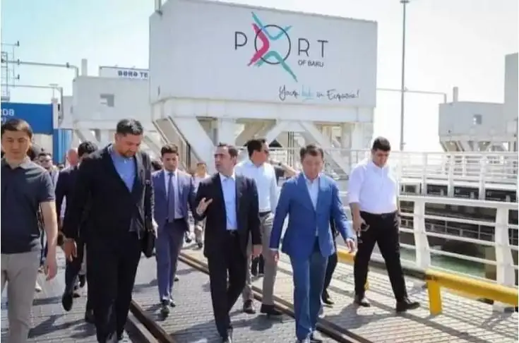 ازەربايجان مەن قازاقستان ترانزيتتىك جۇك تاسىمالىن دامىتپاقشى