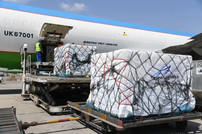 Ўзбекистонга ўзбек-хитой вакцинасининг яна 1,5 млн дозаси келтирилди