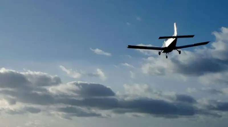 Хабаровск яқинида енгил самолёт қулаб тушди