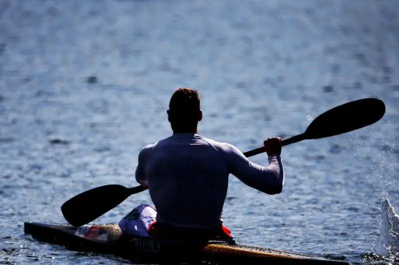 Қозоғистонлик спортчи илк марта эшкак эшиш бўйича AҚШ чемпиони бўлди