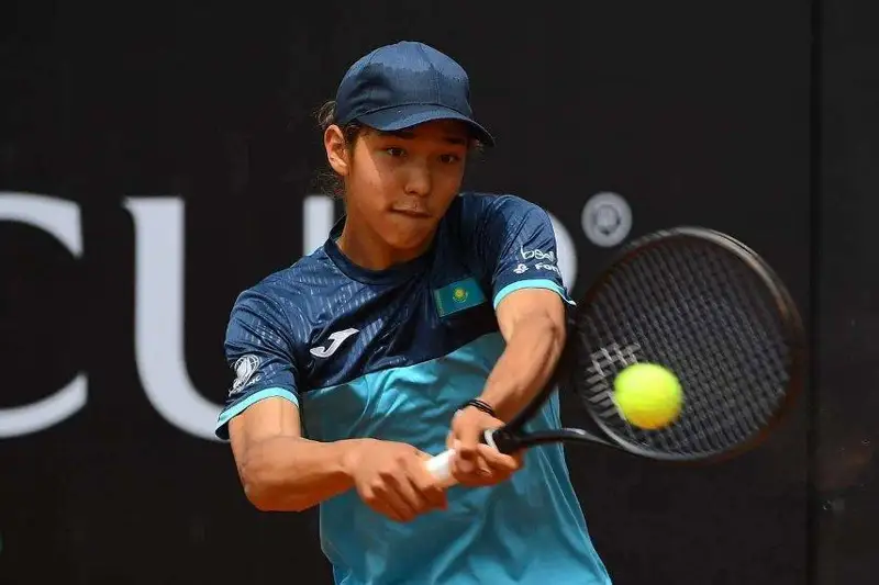 Қозоғистонлик уч нафар ёш теннисчи Теҳрондаги турнирнинг чорак финалига чиқди