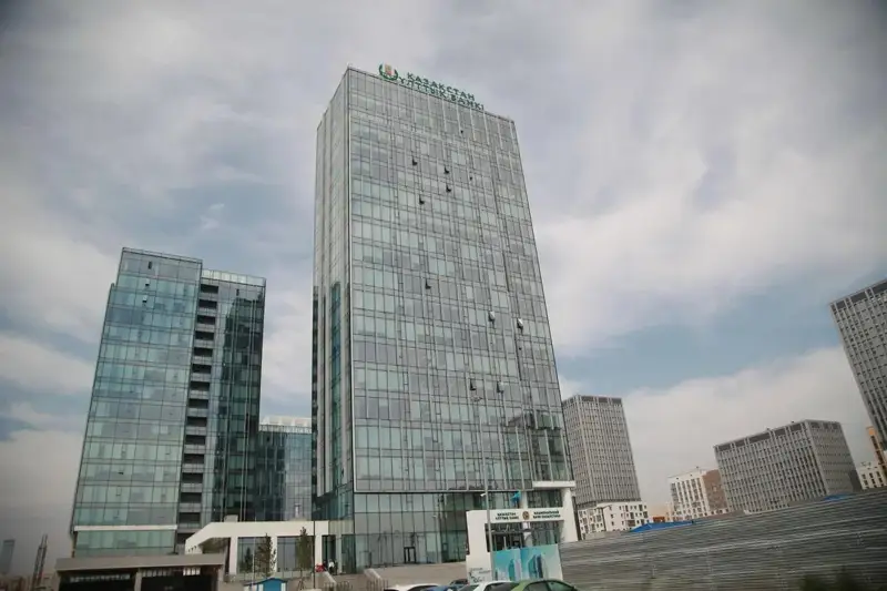 今年5月哈萨克斯坦银行业贷款余额环比增长3.6%