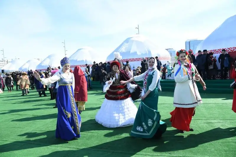 Elordada Naýryz meıramyna oraı 100-den astam is-shara ótedi