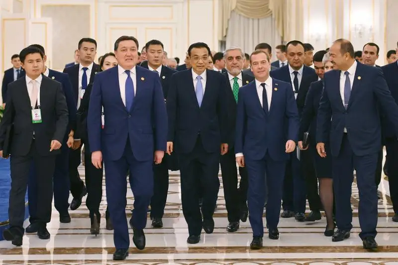 政府总理出席上合组织成员国首脑理事会会议